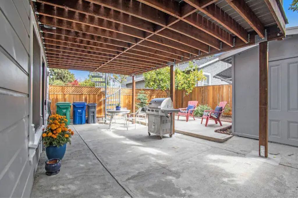 Photo of Patio Balcony in West Alameda
