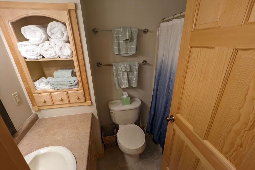 Photo of Bathroom in Palmyra