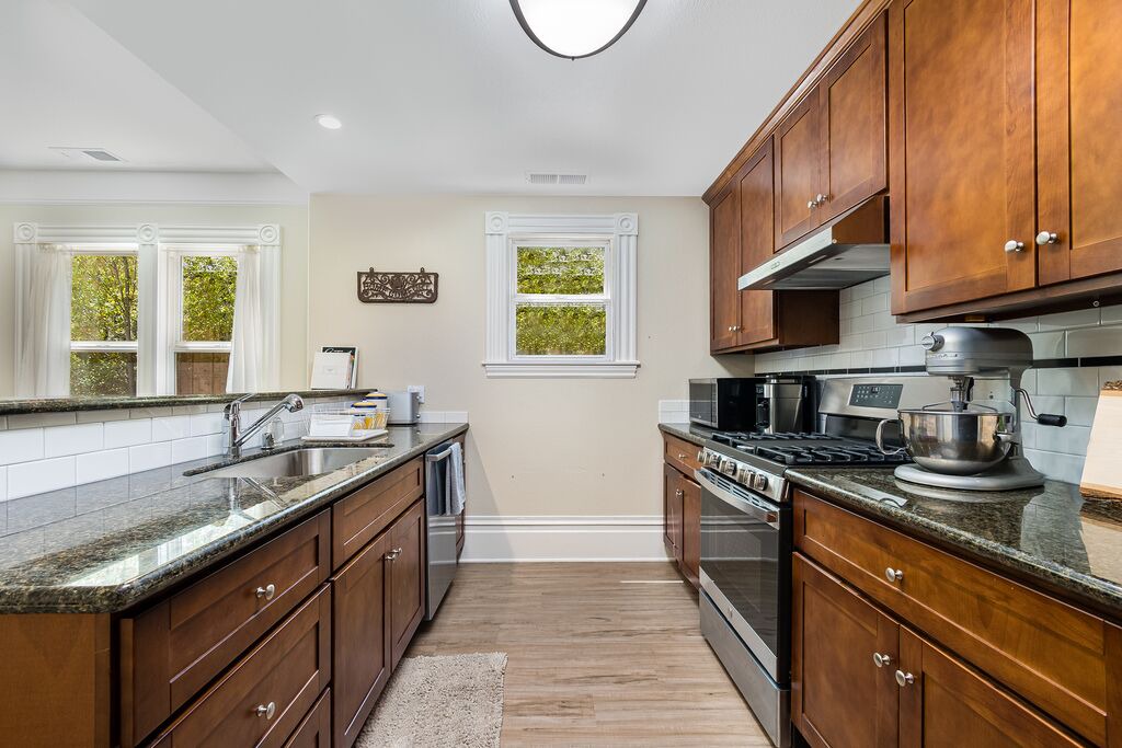 Photo of Kitchen in West Alameda