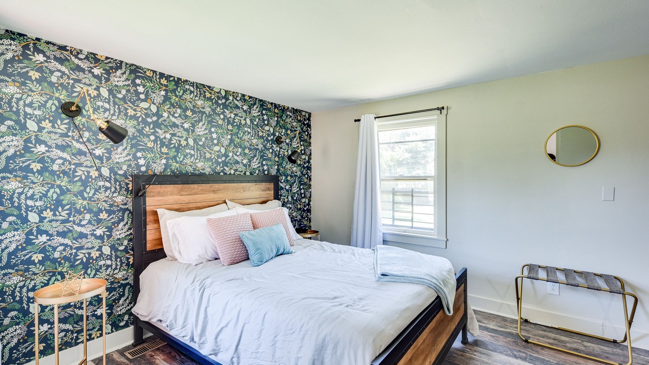 Photo of Bedroom in Near East Columbus