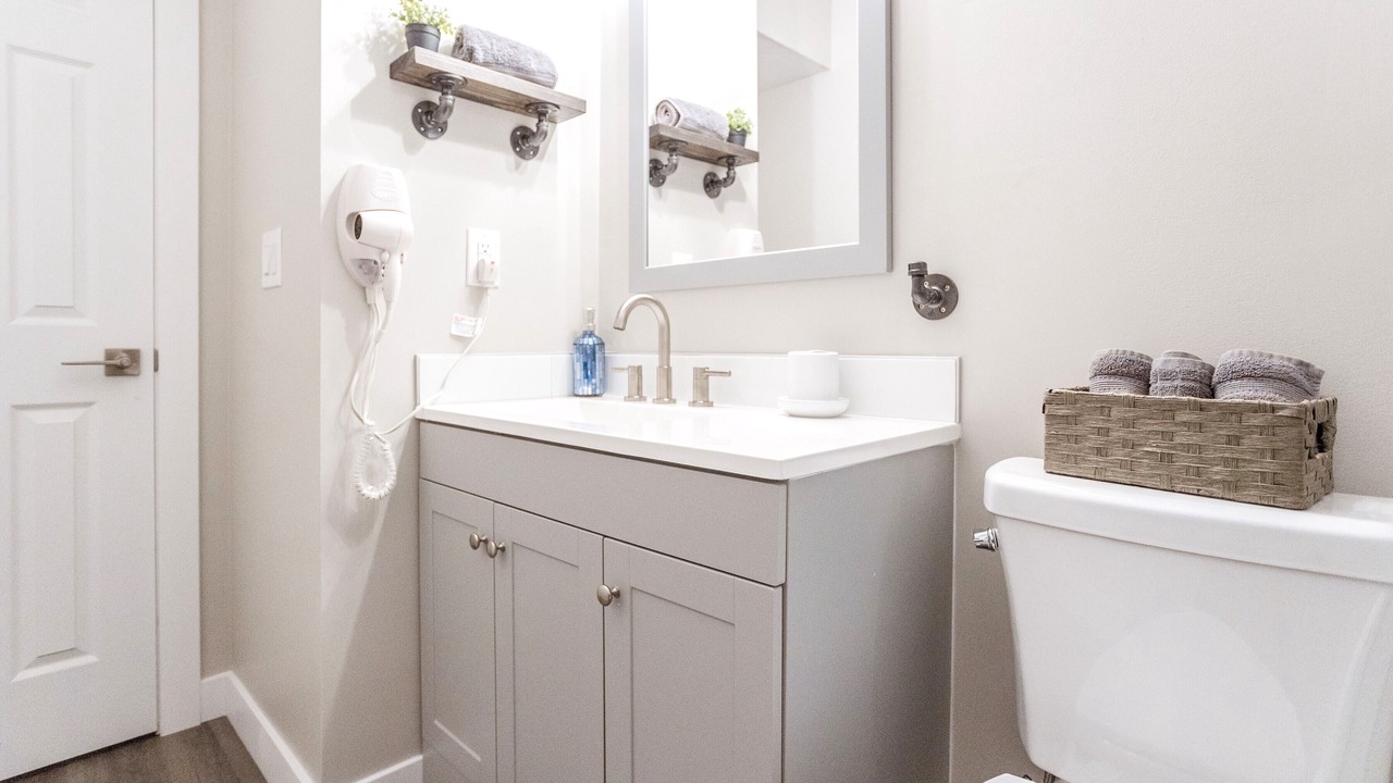 Photo of Bathroom in University District