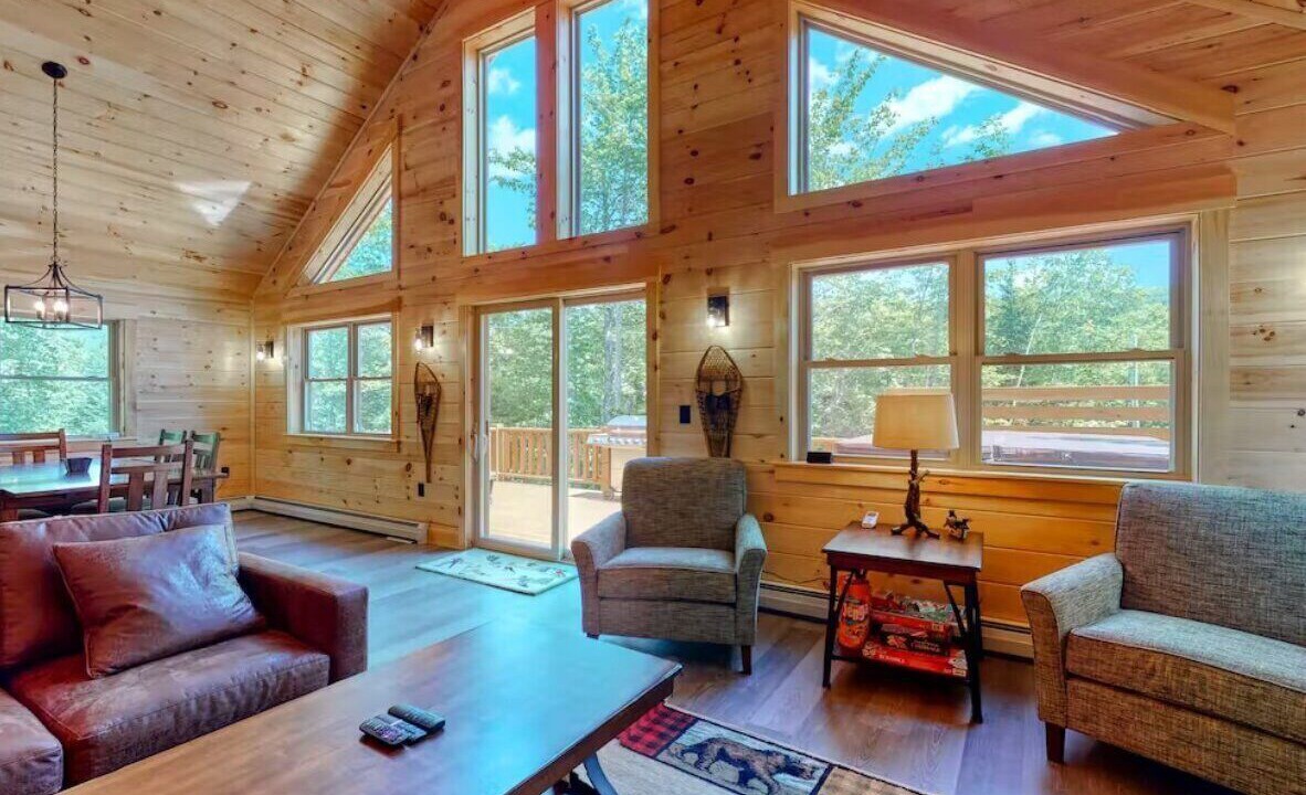 Photo of Livingroom in Carrabassett Valley