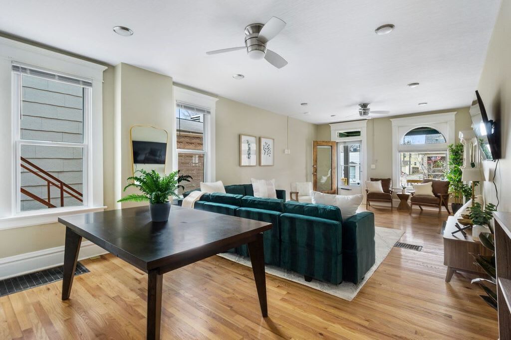 Photo of Livingroom in Merion Village