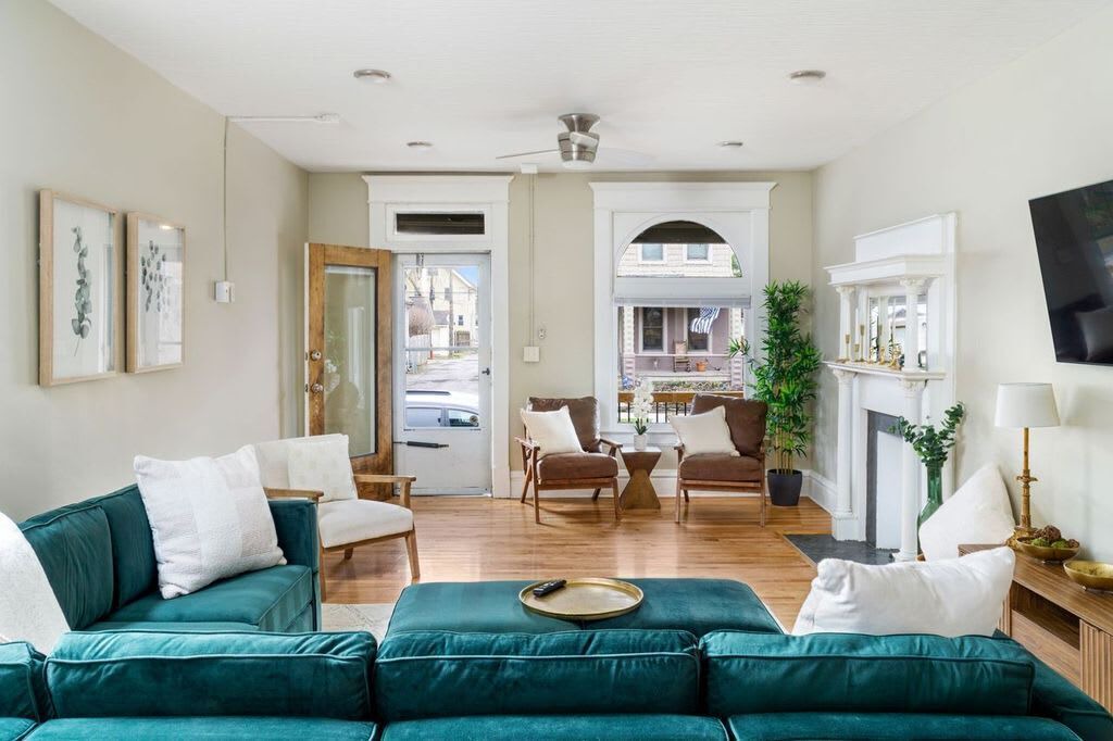 Photo of Livingroom in Merion Village