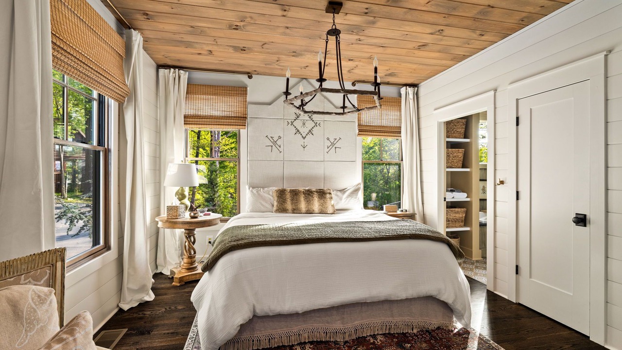 Photo of Bedroom in Ellijay