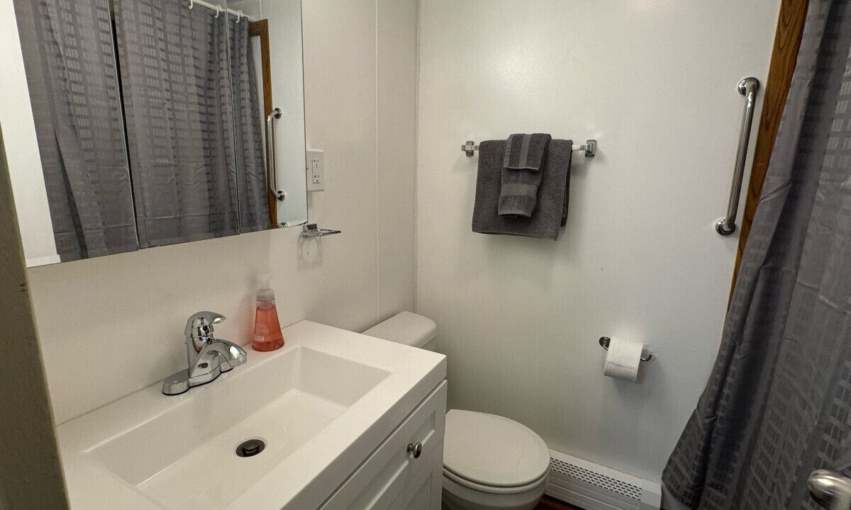 Photo of Bathroom in Solomon