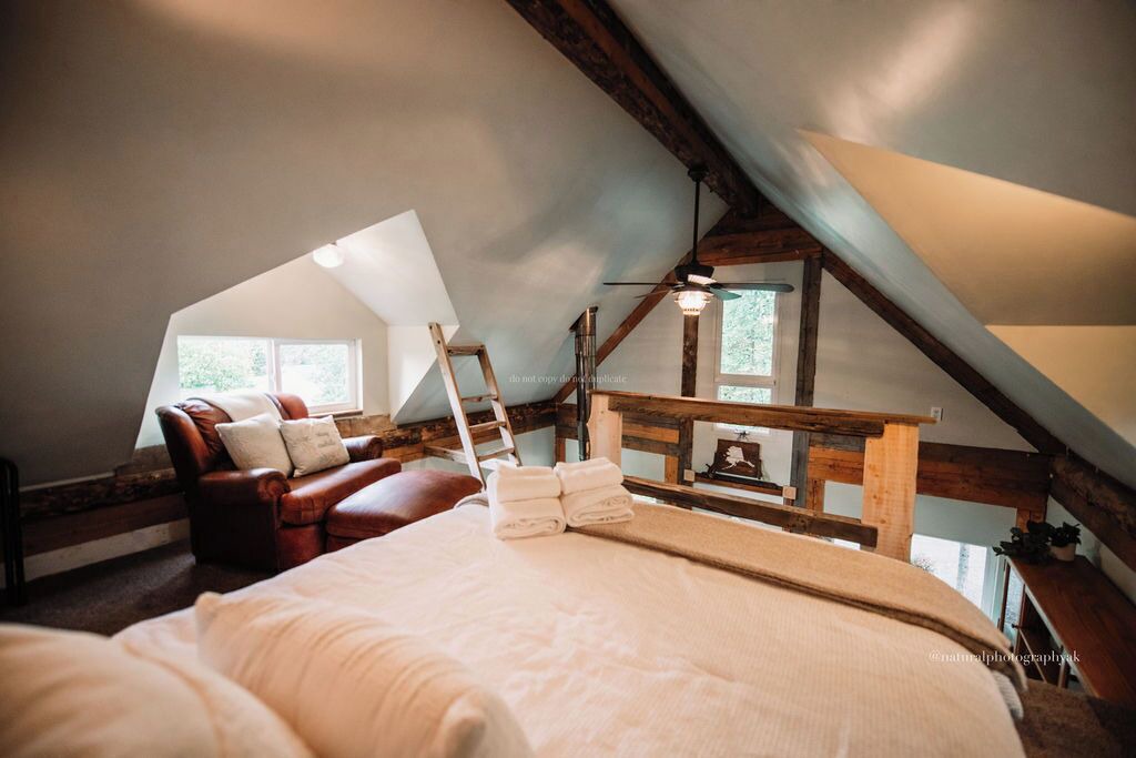 Photo of Bedroom in Knik-Fairview