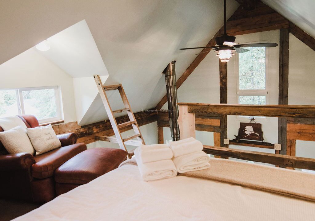 Photo of Bedroom in Knik-Fairview