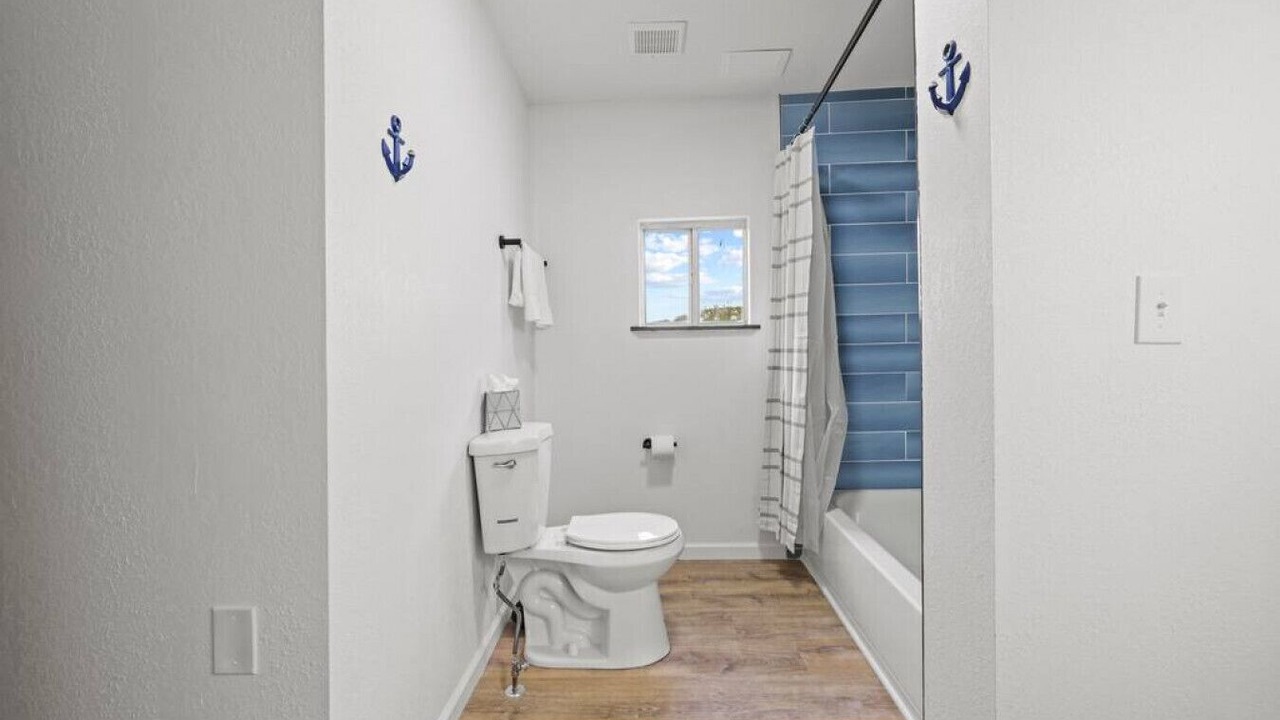 Photo of Bathroom in Millersport