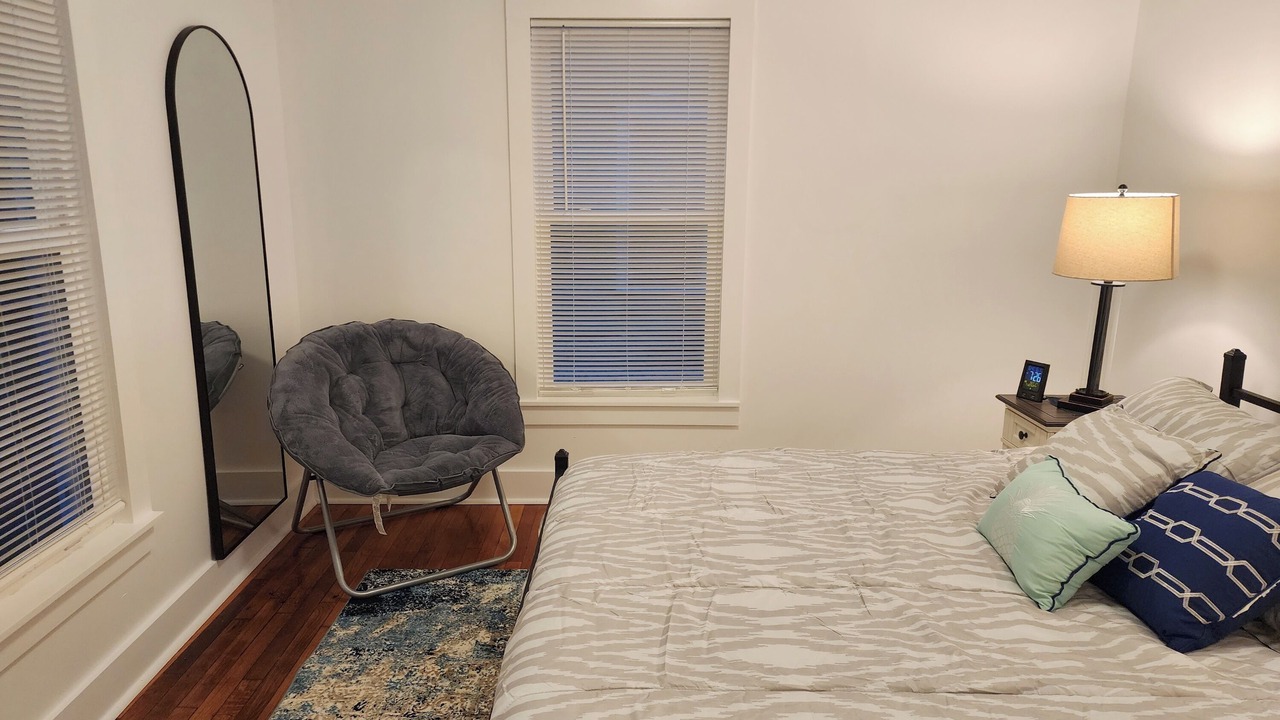 Photo of Bedroom in Roosevelt Park