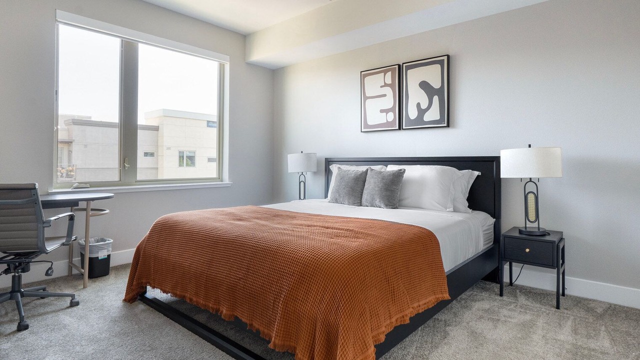 Photo of Bedroom in Mountain View