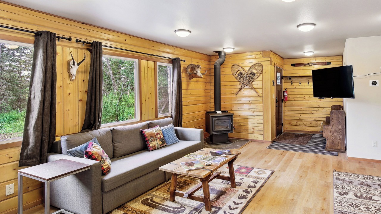 Photo of Bedroom in Meadow Lakes