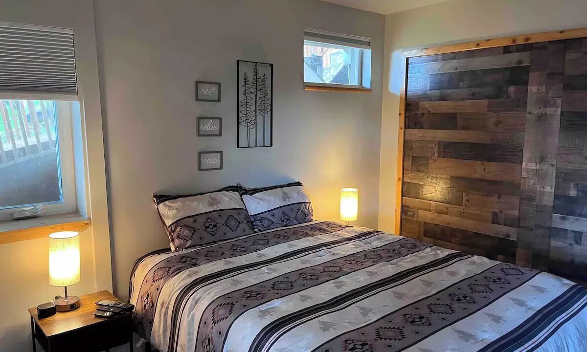 Photo of Bedroom in Kachemak