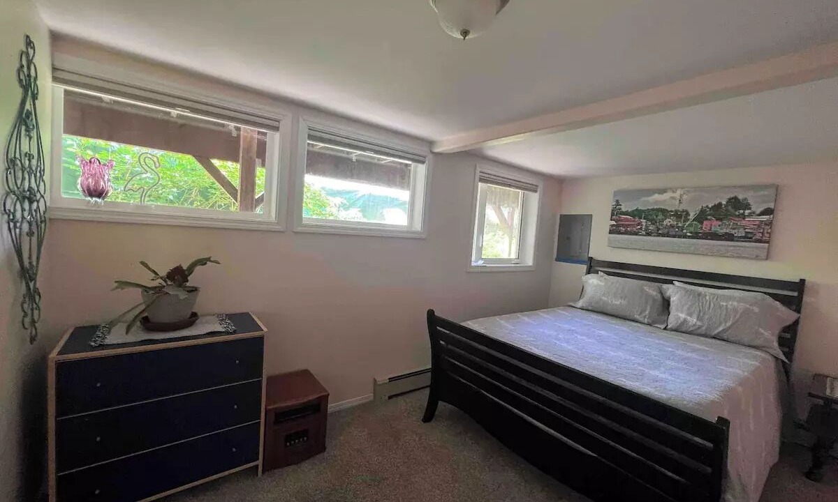 Photo of Bedroom in Ketchikan