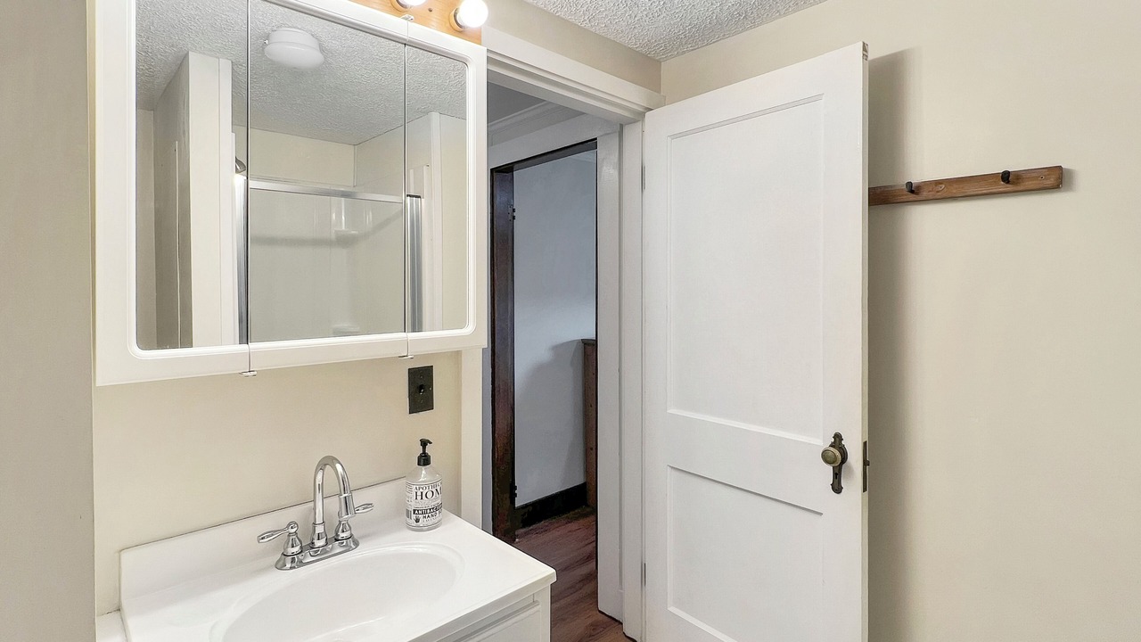 Photo of Bathroom in Northeast Somerset