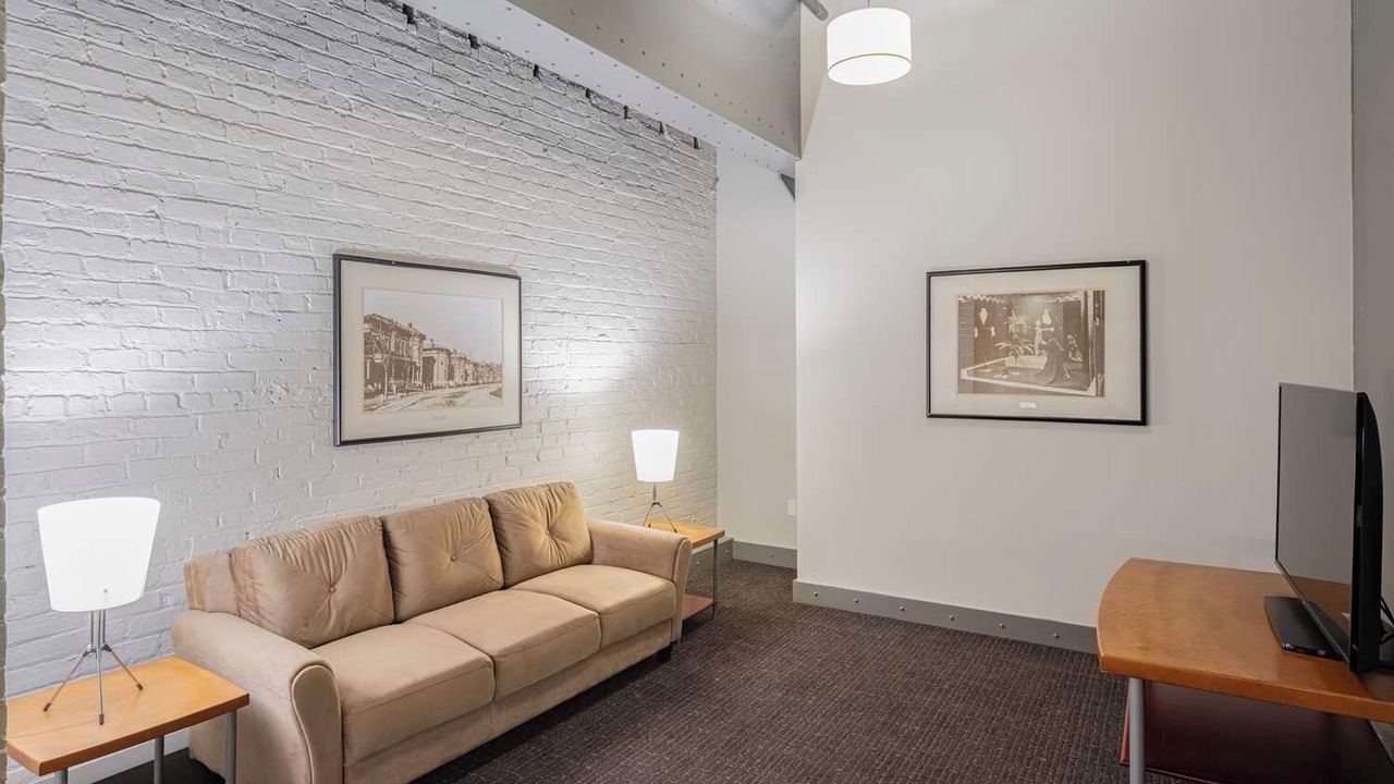 Photo of Livingroom in Downtown Columbus
