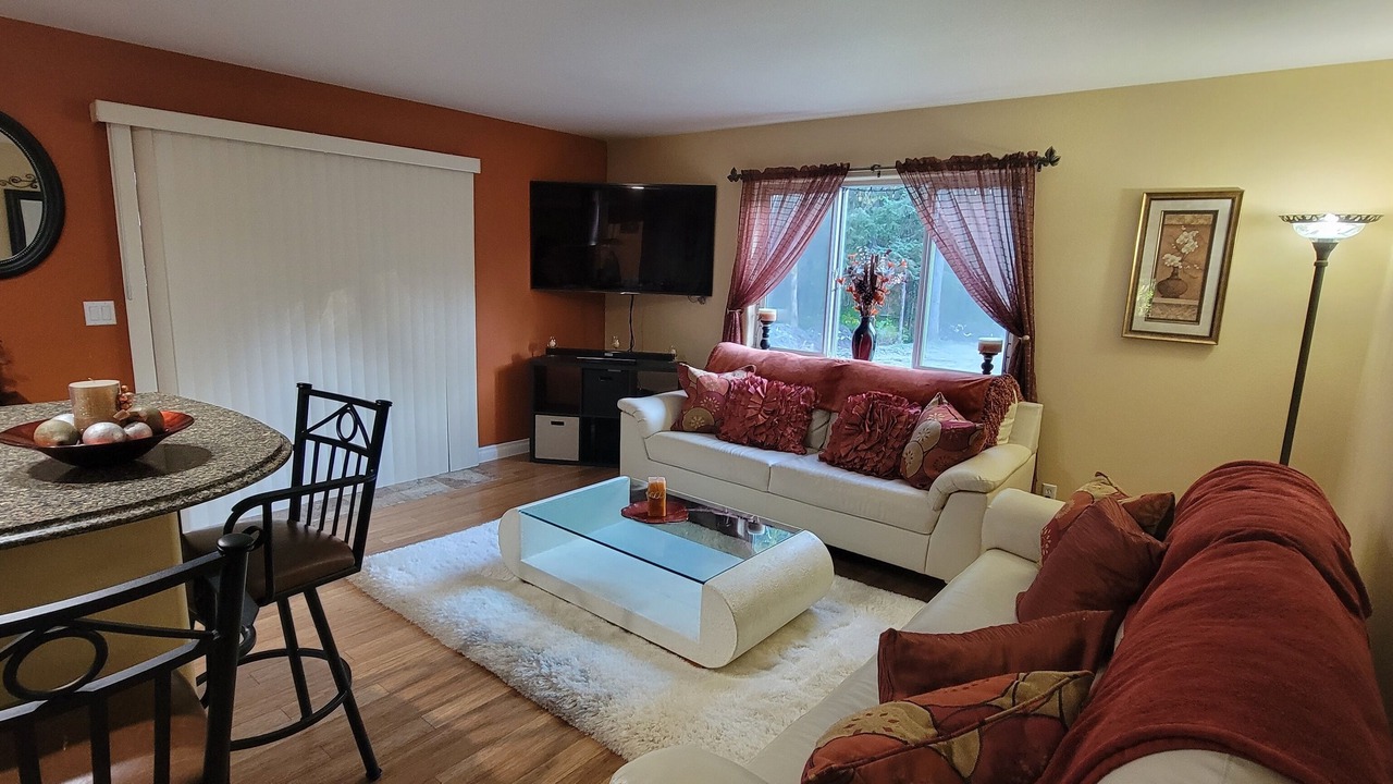 Photo of Bedroom in Back Loop