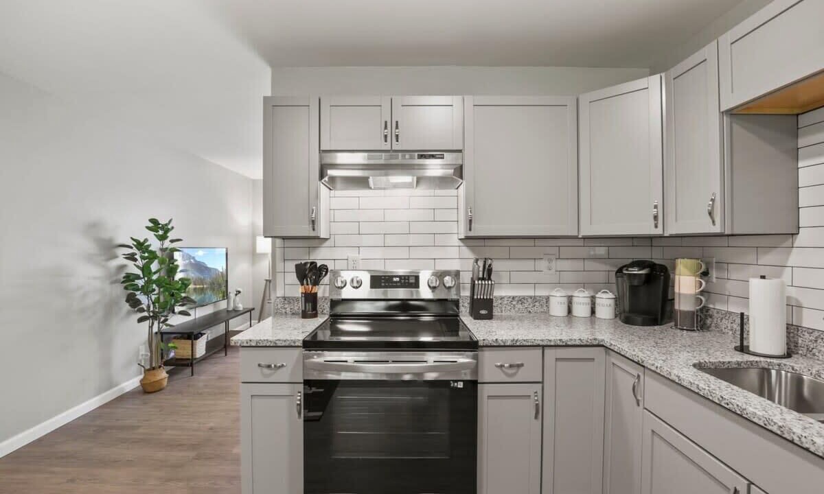 Photo of Kitchen in Royal Manor