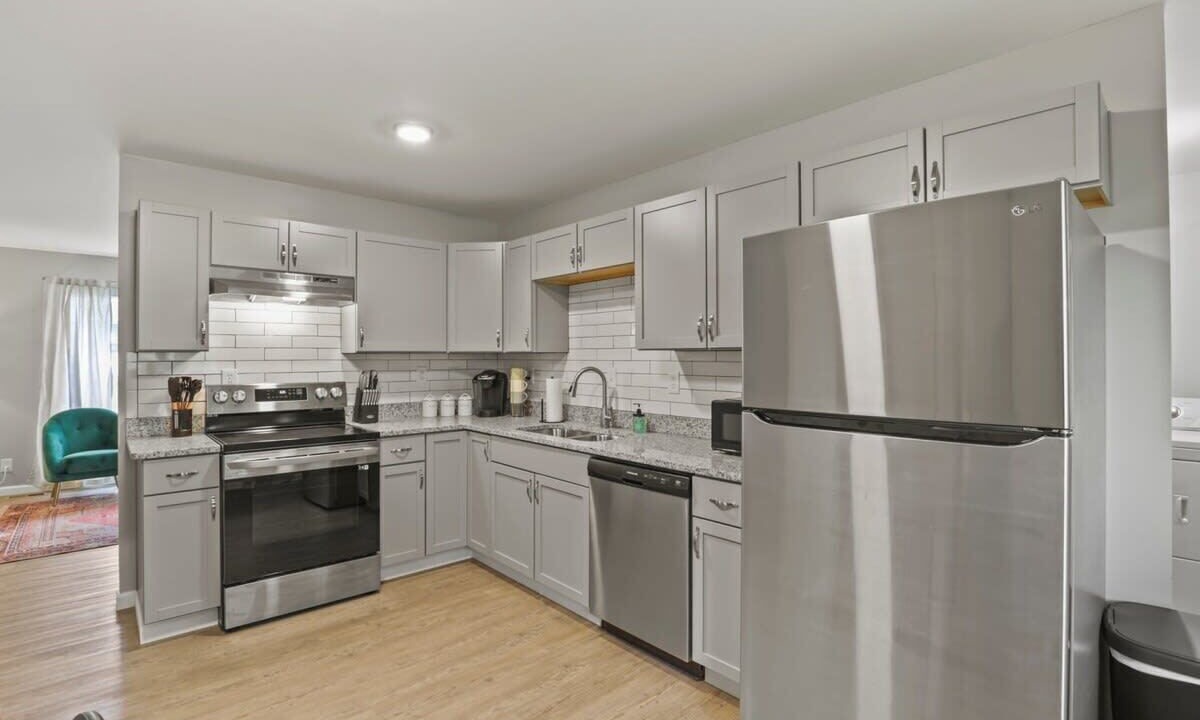 Photo of Kitchen in Royal Manor