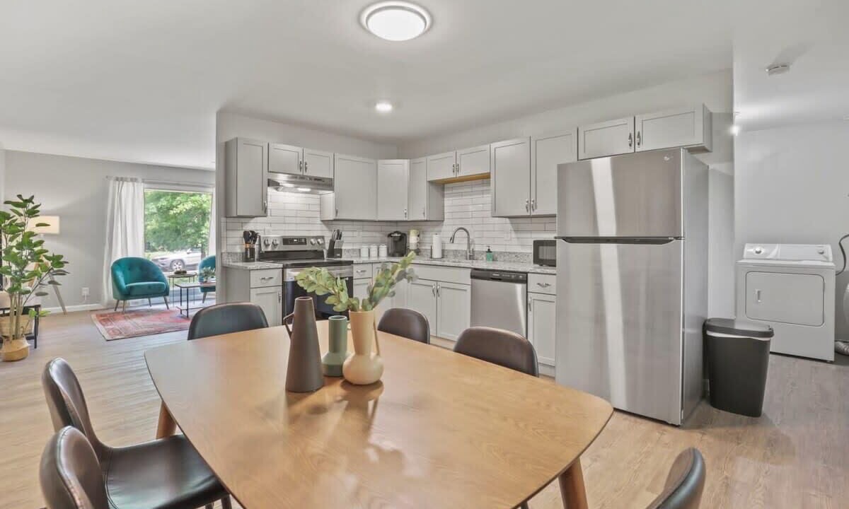 Photo of Kitchen in Royal Manor