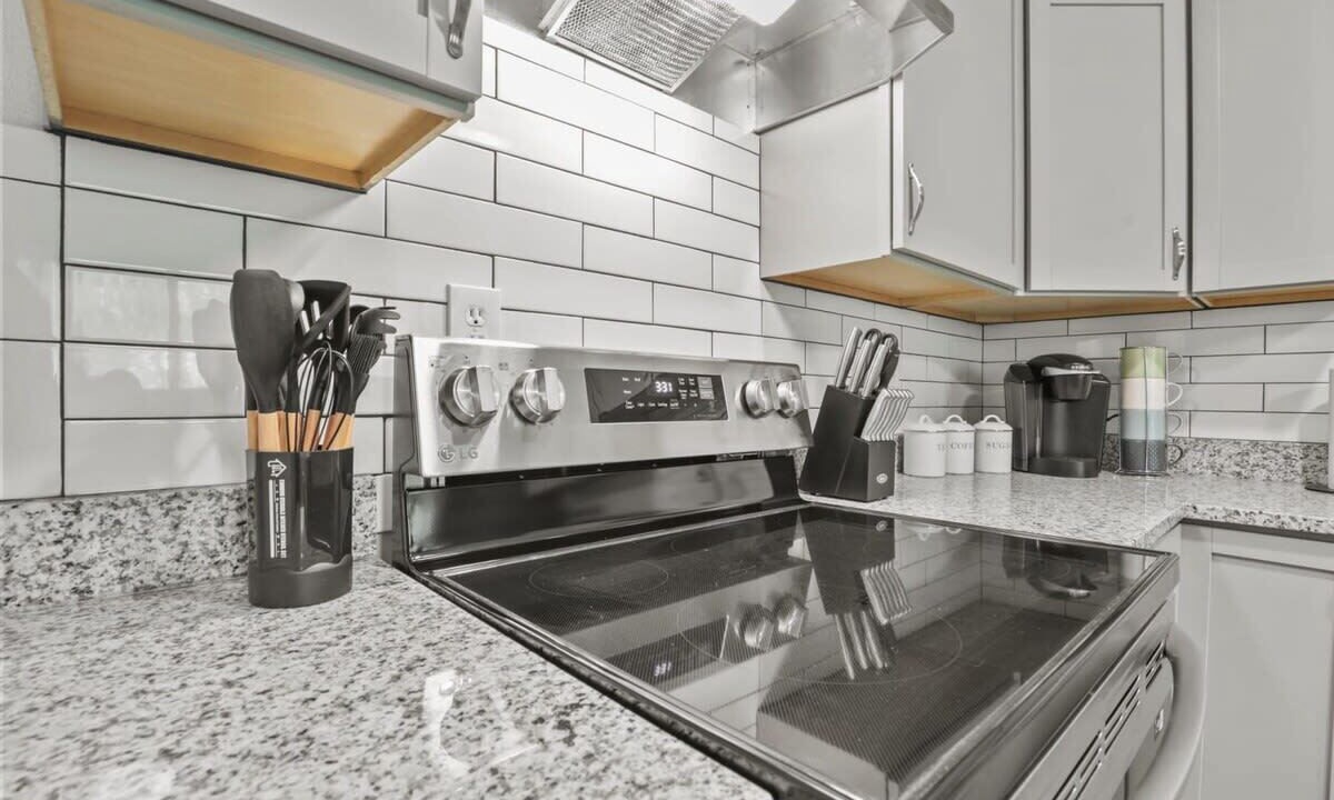 Photo of Kitchen in Royal Manor
