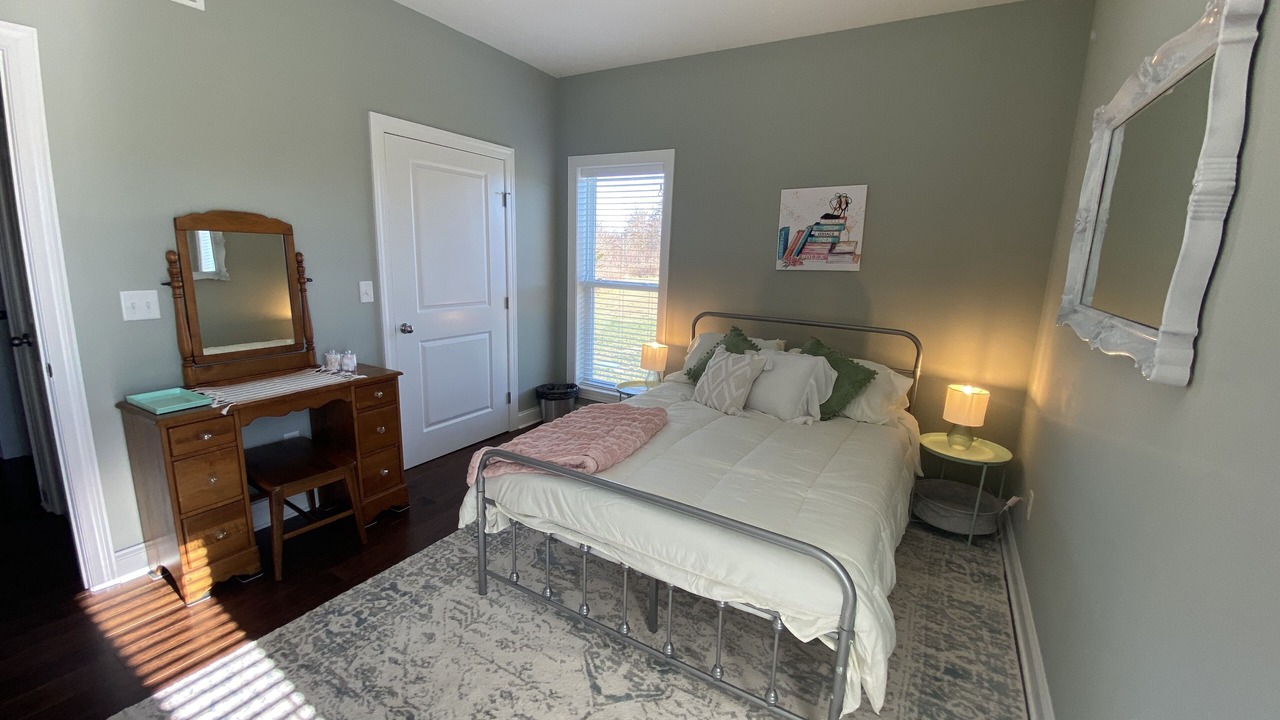 Photo of Bedroom in Marysville