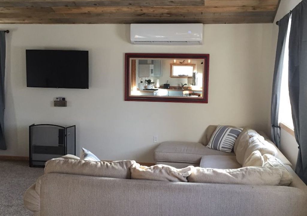 Photo of Livingroom in Diamond Ridge