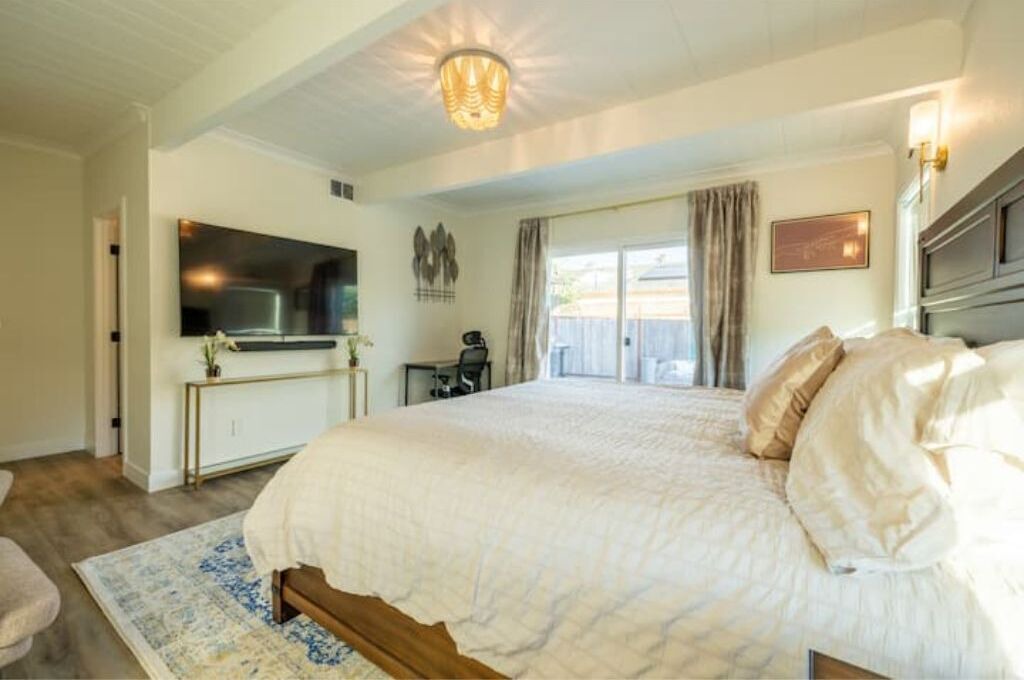 Photo of Bedroom in Centerville