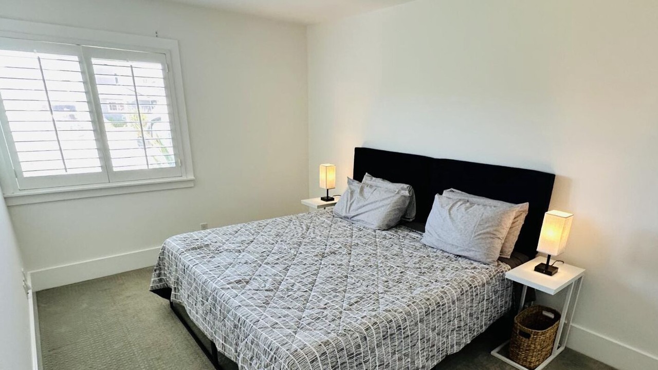 Photo of Bedroom in East San Mateo