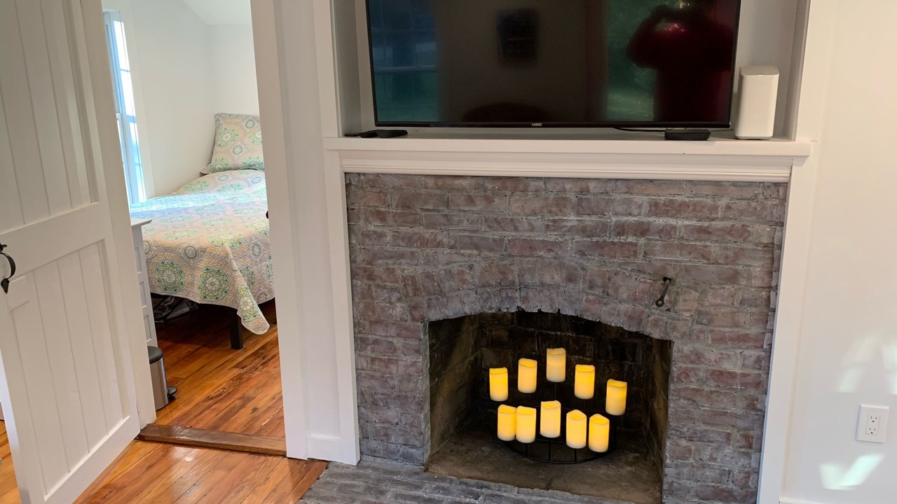 Photo of Livingroom in Kenyon