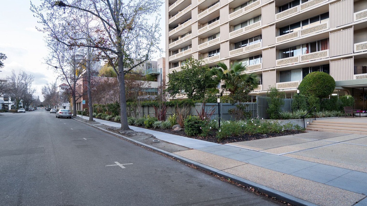 Photo of Outdoor in University South