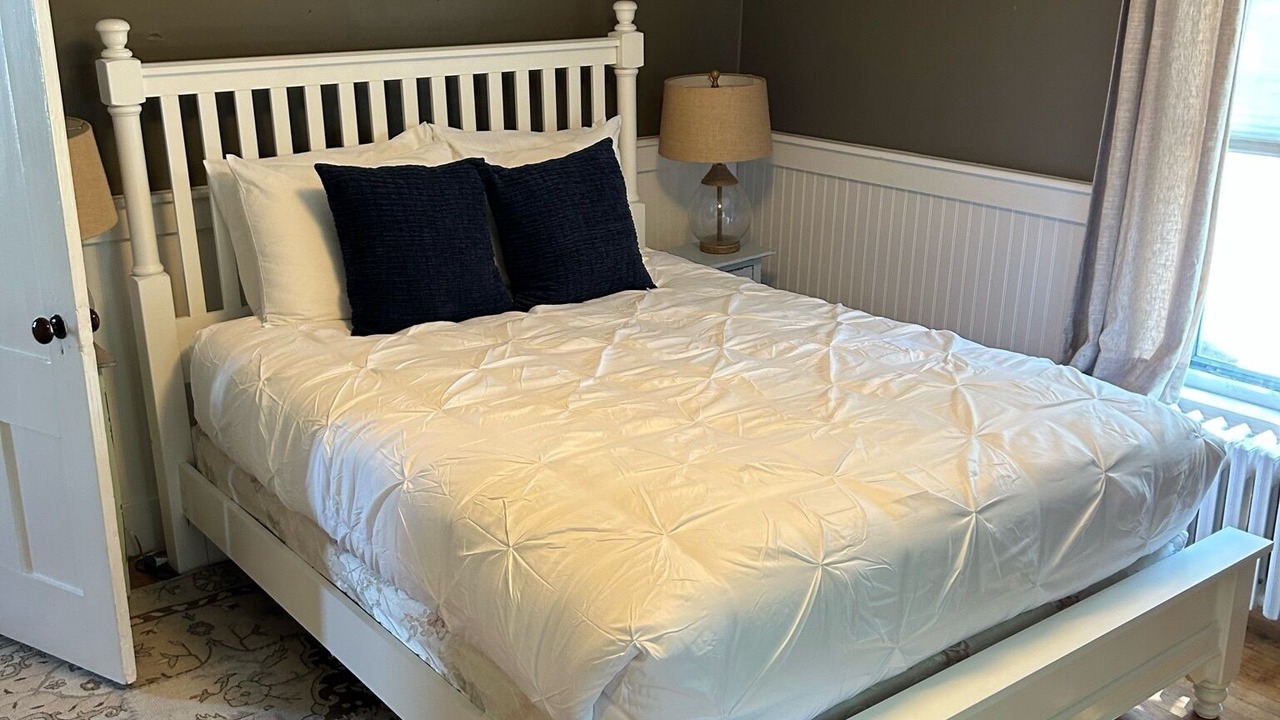 Photo of Bedroom in Bethel