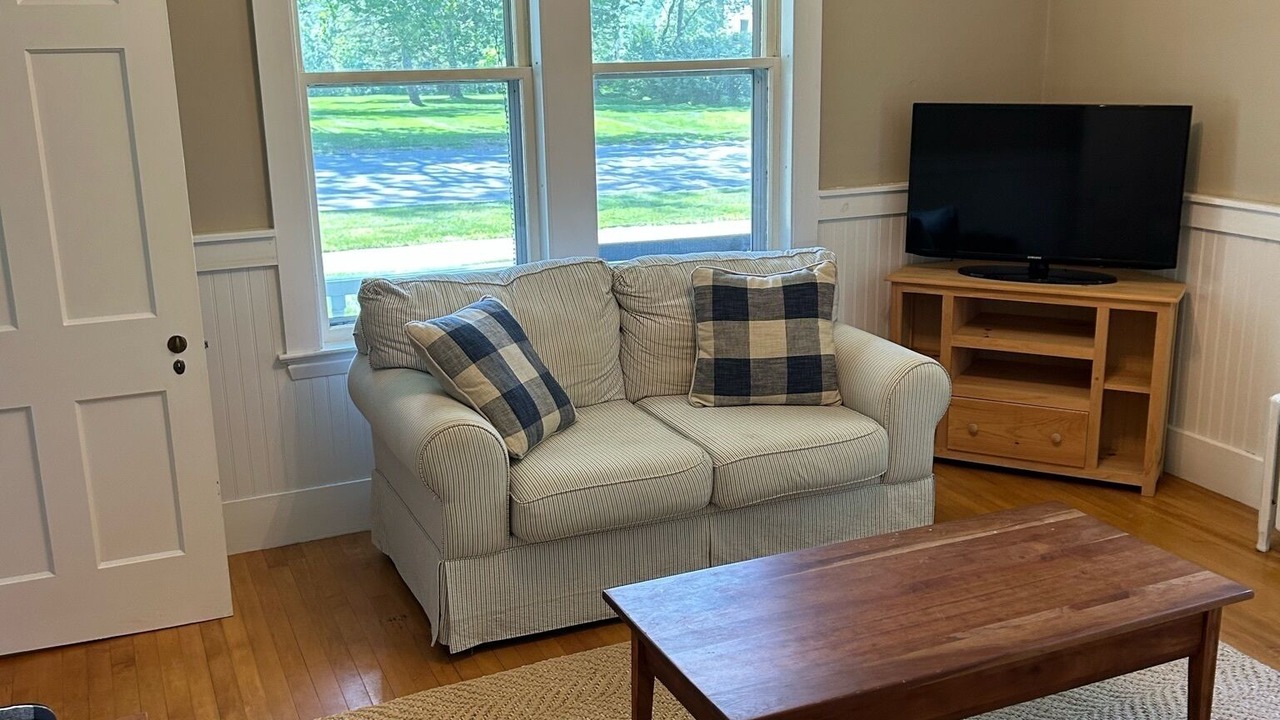 Photo of Livingroom in Bethel