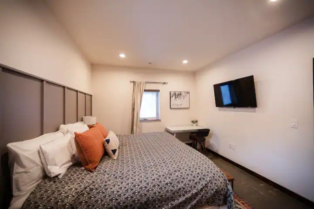 Photo of Bedroom in Fairbanks