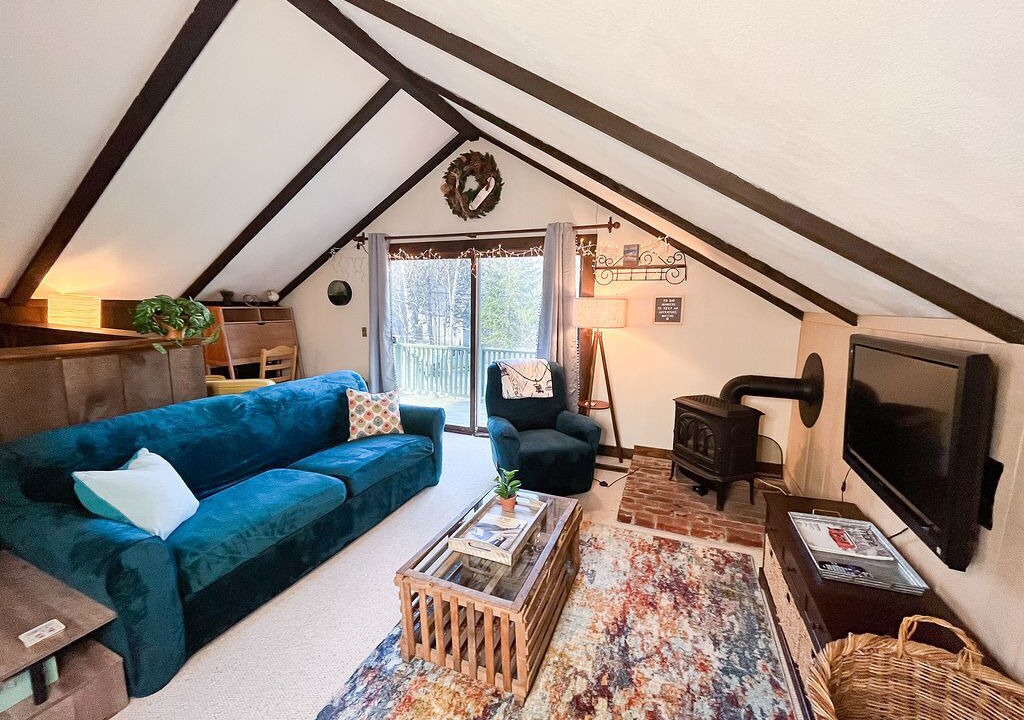 Photo of Livingroom in Carrabassett Valley