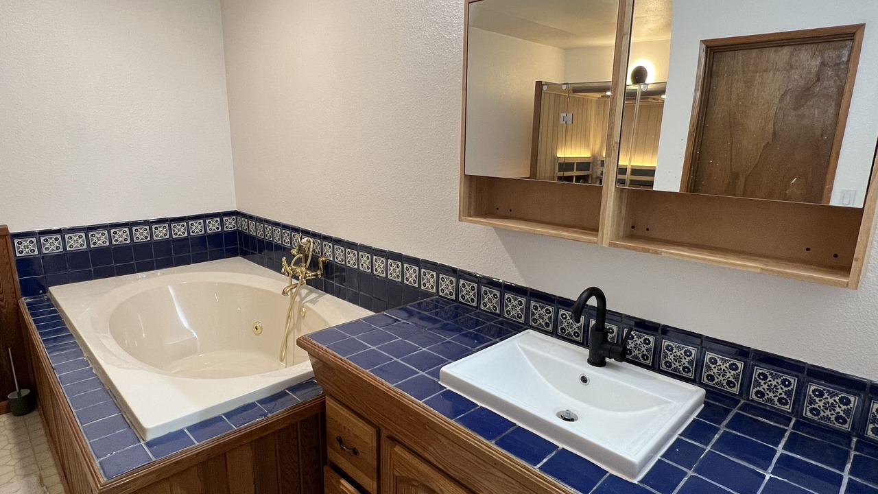 Photo of Bathroom in Sitka