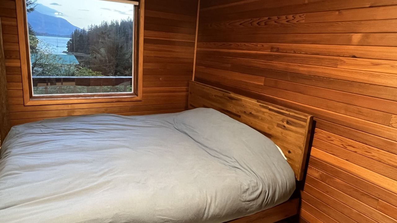 Photo of Bedroom in Sitka