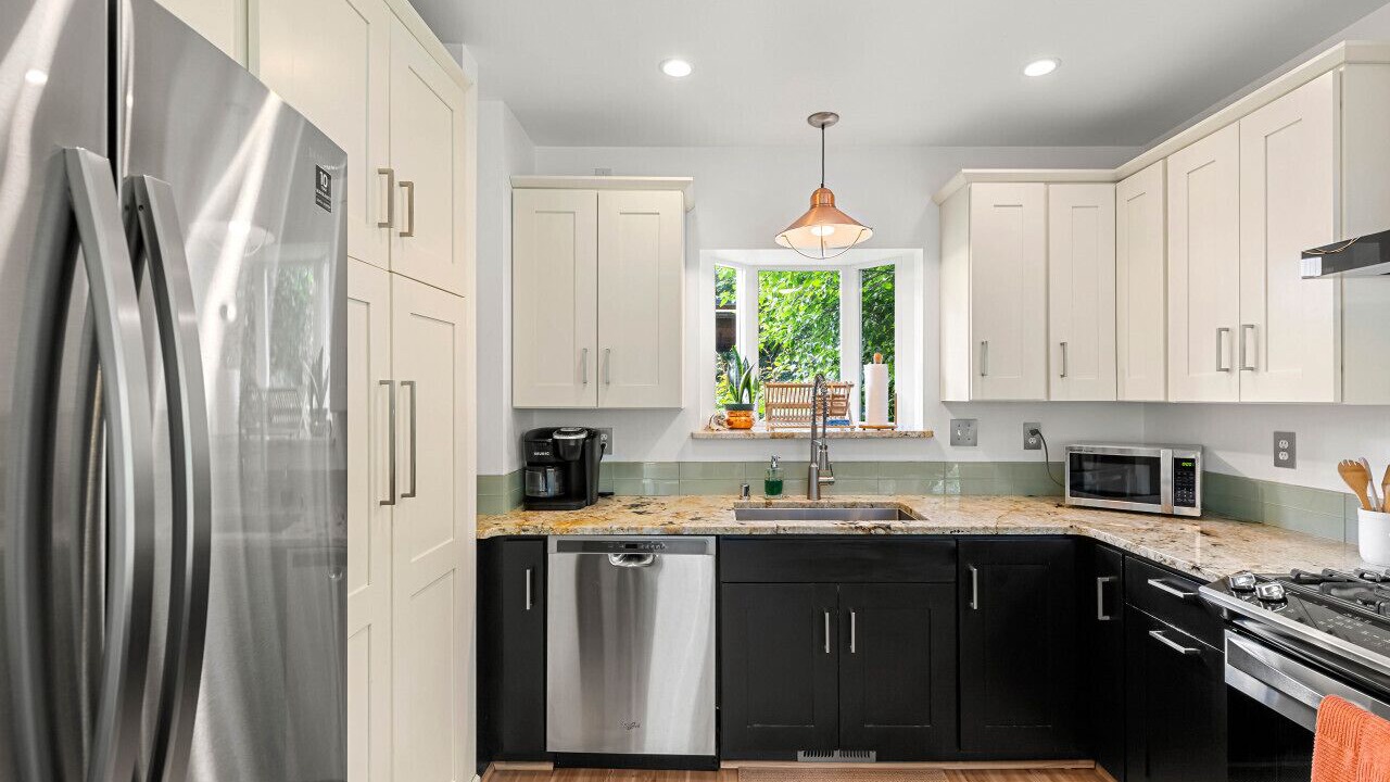 Photo of Kitchen in Downtown Anchorage
