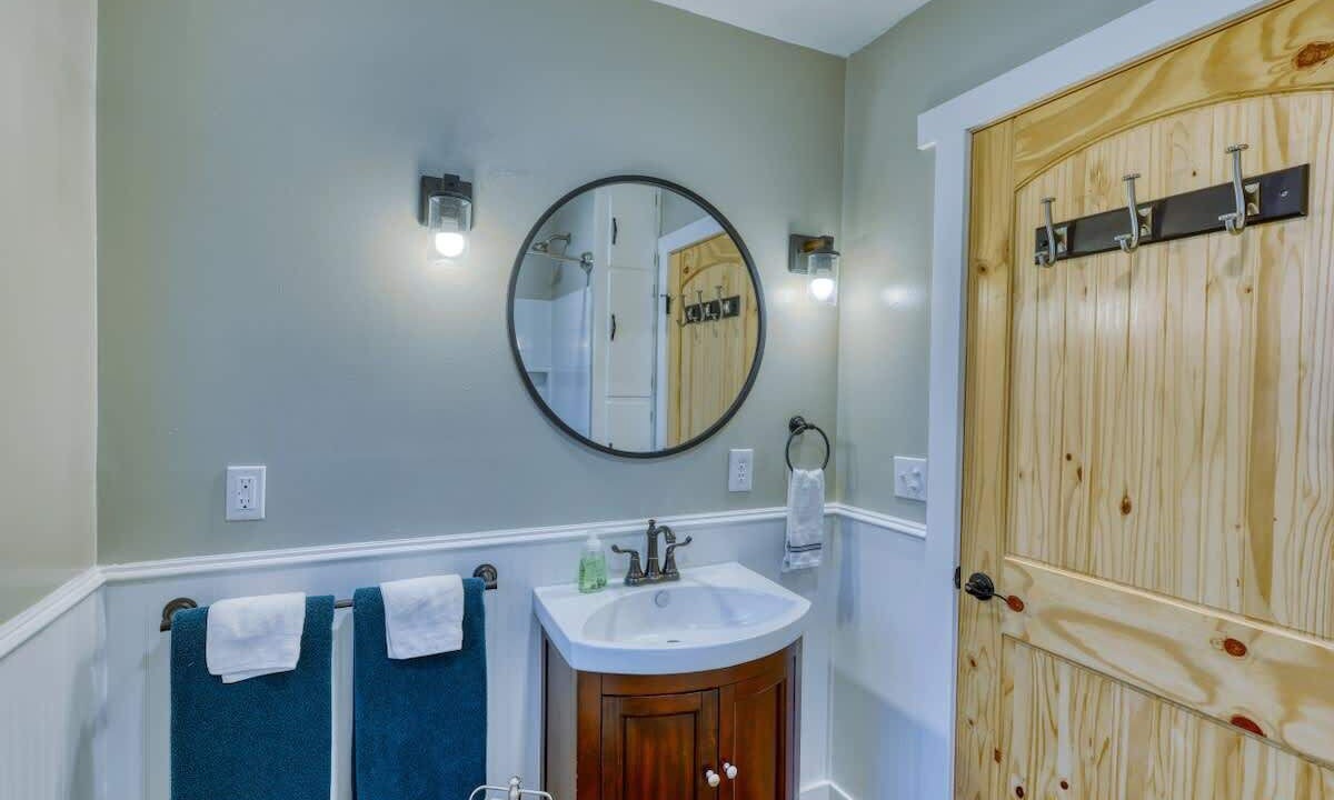 Photo of Bathroom in Kodiak