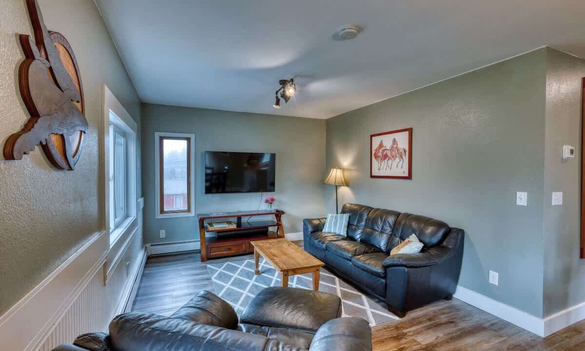 Photo of Bedroom in Kodiak