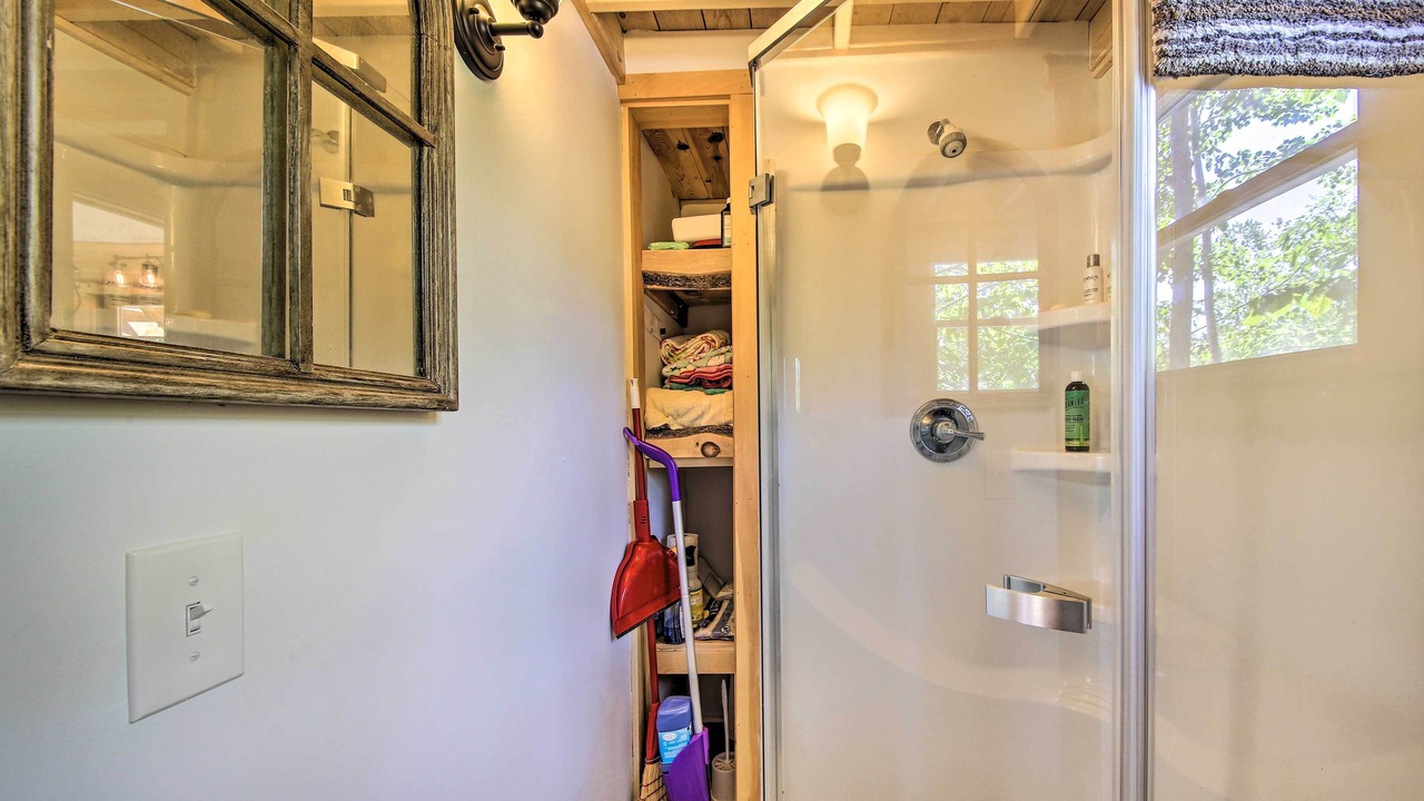 Photo of Bathroom in Oakland