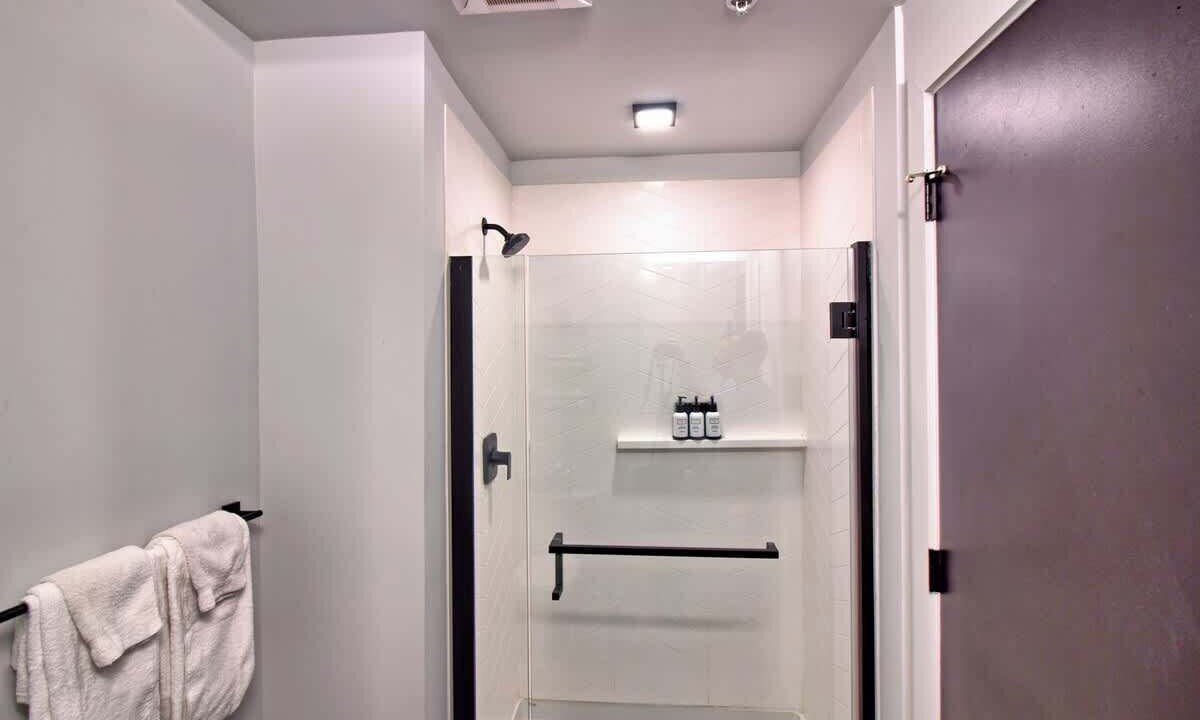 Photo of Bathroom in Midtown