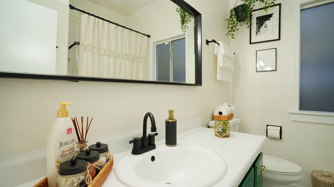 Photo of Bathroom in Oak Center