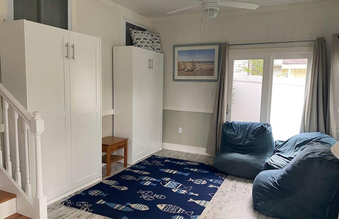 Photo of Bedroom in Country Club Estates