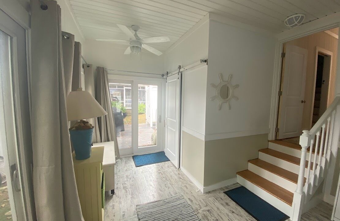 Photo of Bedroom in Country Club Estates