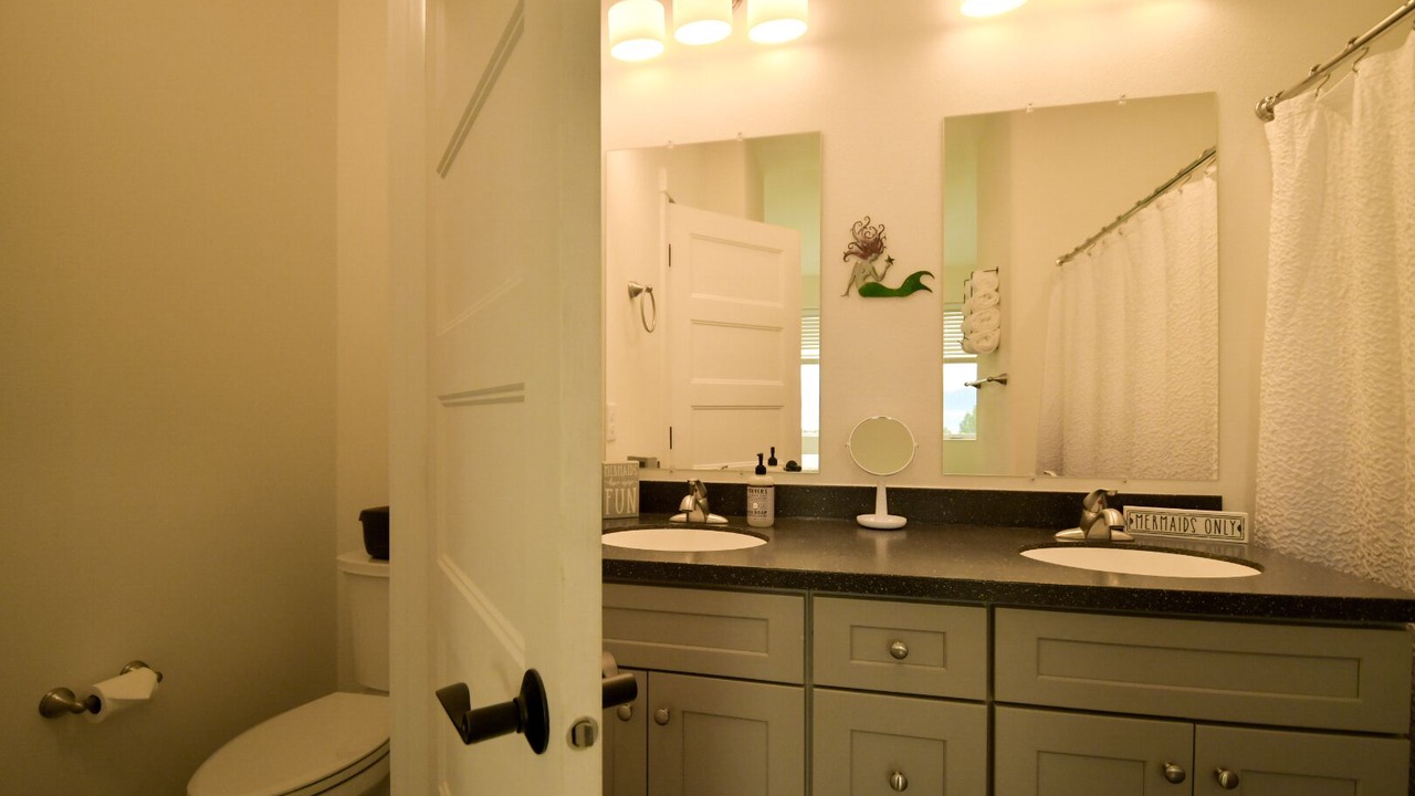Photo of Bathroom in Kachemak