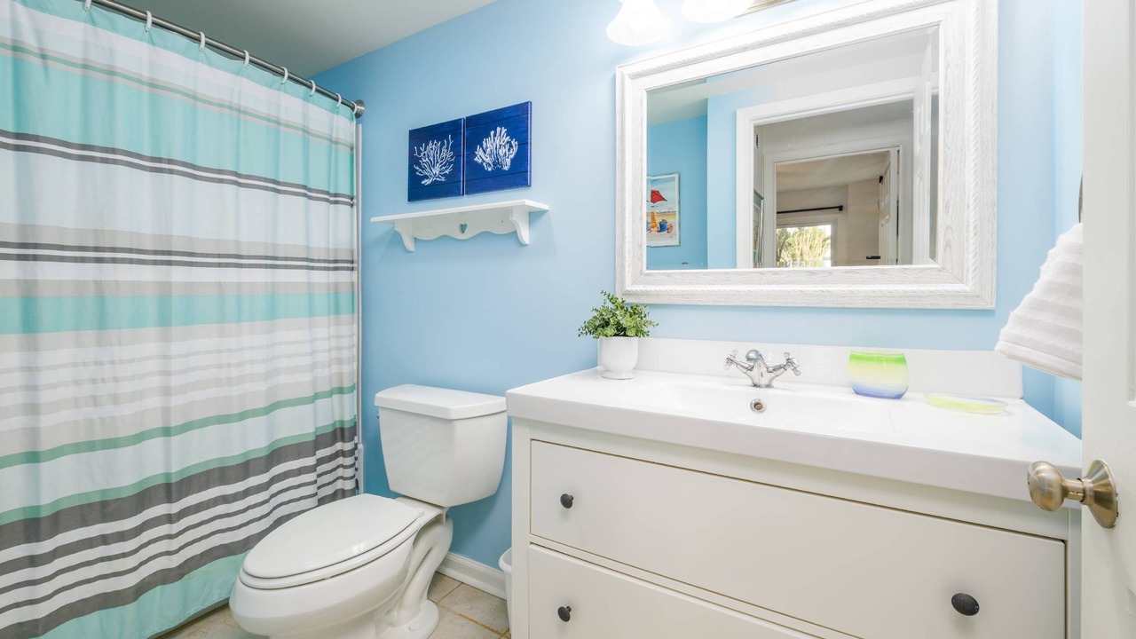 Photo of Bathroom in Fenwick Island