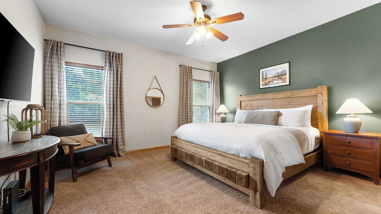 Photo of Bedroom in Hollister