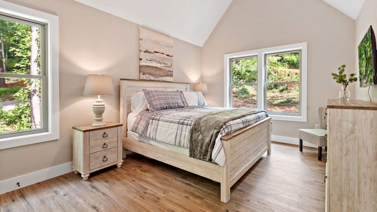 Photo of Bedroom in Frank