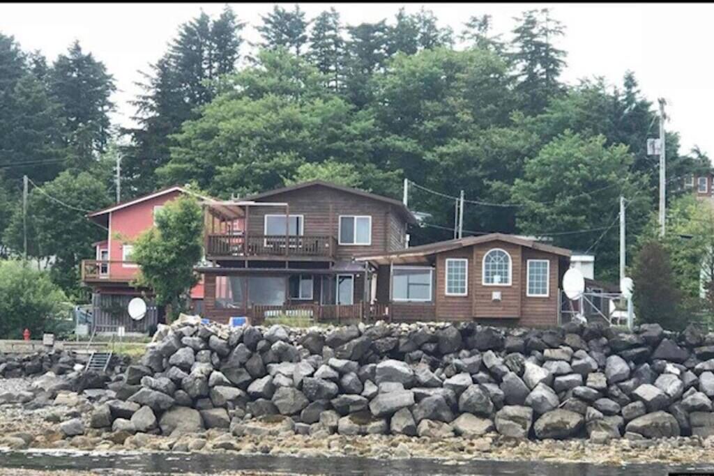 Photo of Others in Craig